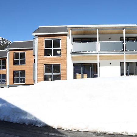 Lehner Panorama Alpensuiten Berwang Dış mekan fotoğraf